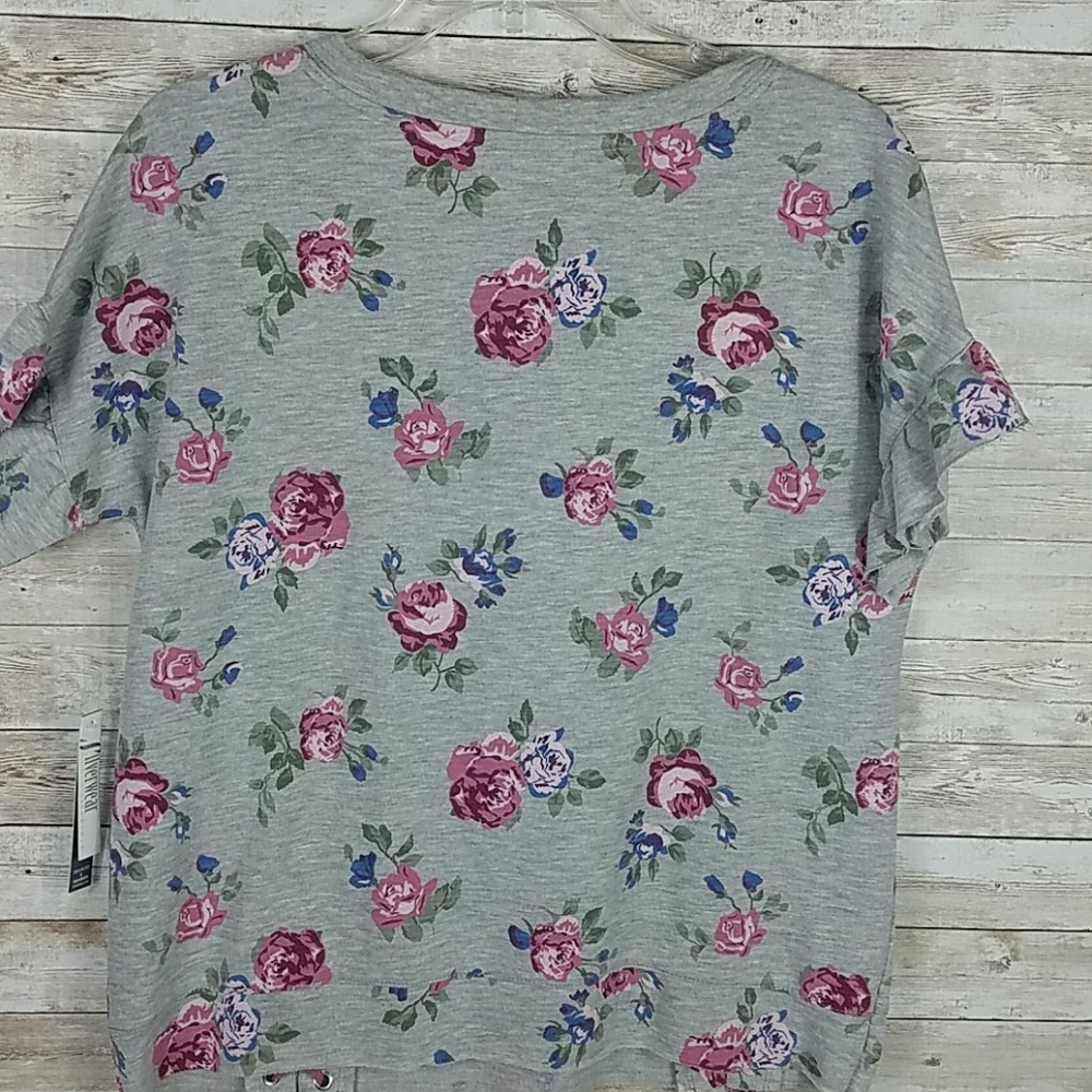 NWT, Silverwear, women's Gray and Pink Floral top, Round-neck, Sz PS - Picture 6 of 8